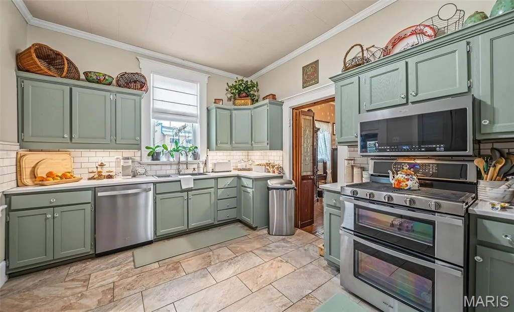 Photo of 104 W 3rd Street