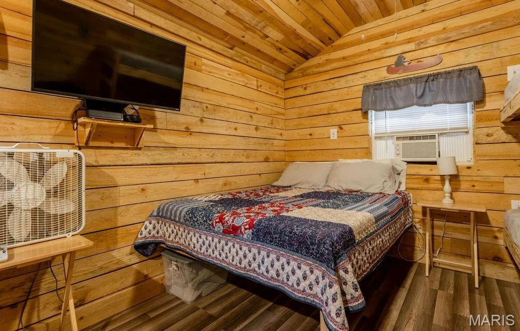 Photo of 17720 County Road 504