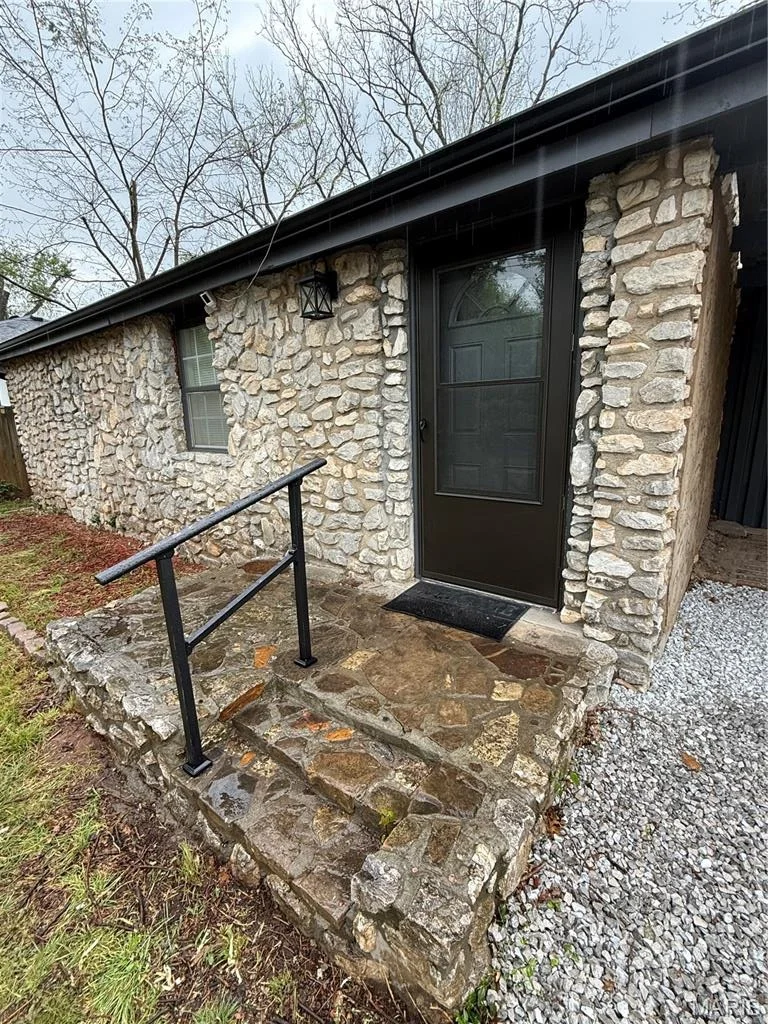 Photo of 3053 W Grand