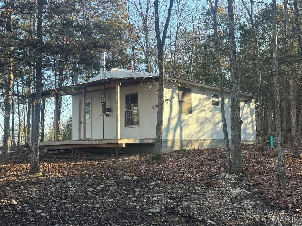 Photo of 42850 Maries Road 638