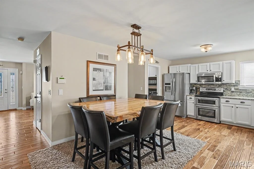 Photo of 1098 Caleb Drive