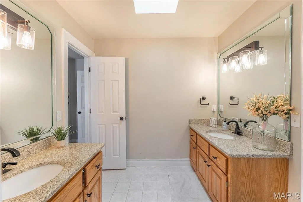 Photo of 902 Paradise Lane