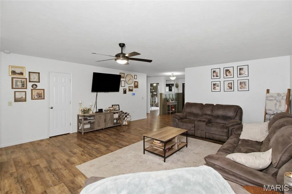 Photo of 700 M- Robin Road