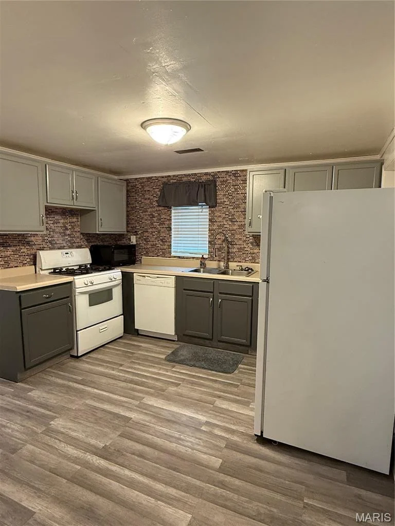 Photo of 3053 W Grand
