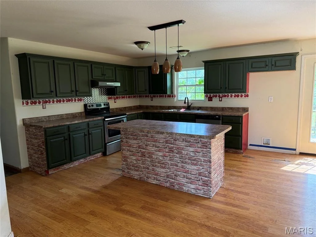 Photo of 23863 Raspberry Lane