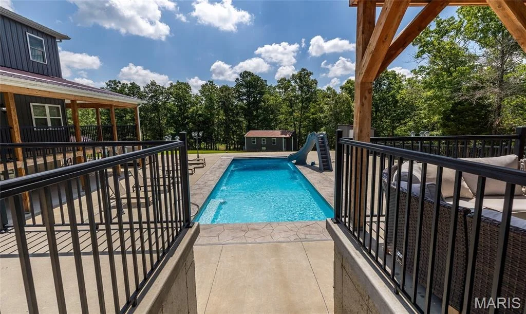 Photo of 1060 County Road 6570