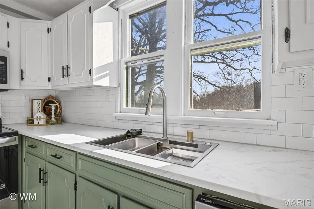 Photo of 16245 Badger Road
