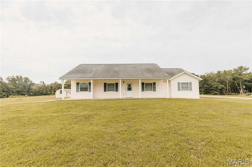 Photo of 12594 Highway D