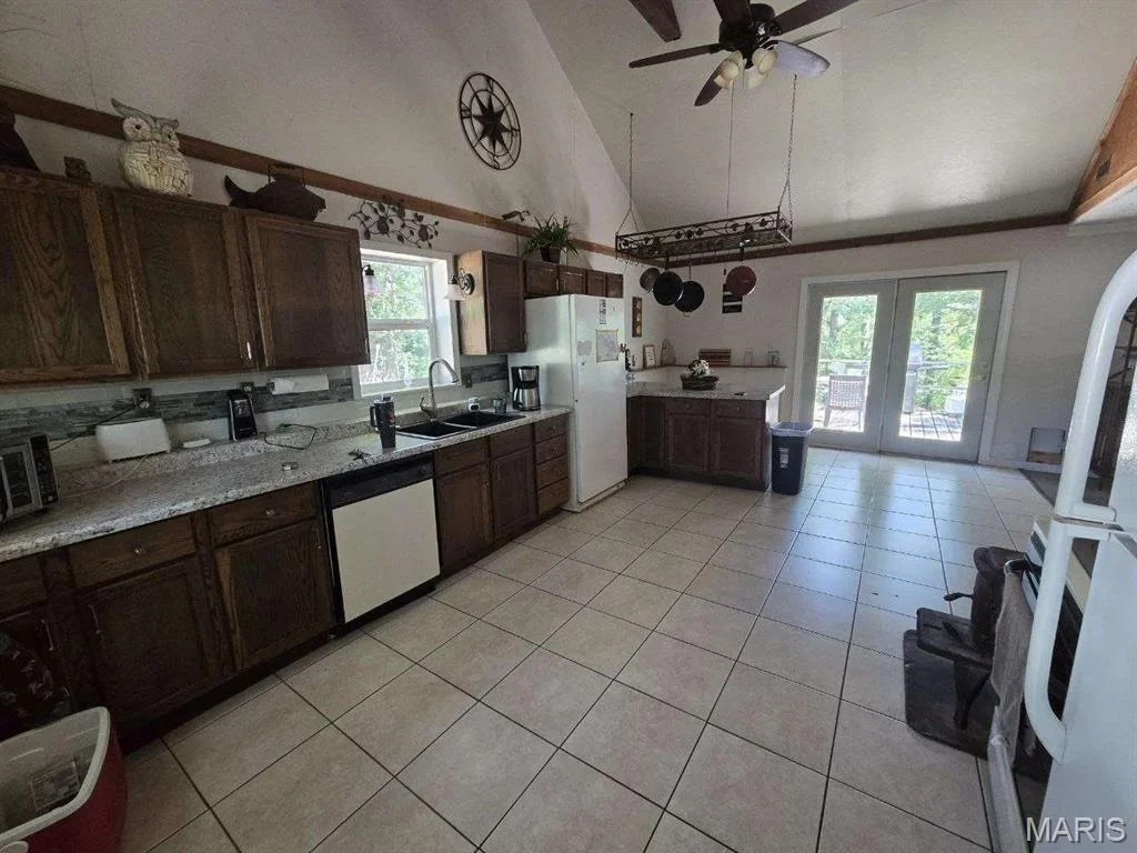 Photo of 24951 Blue Waters Road