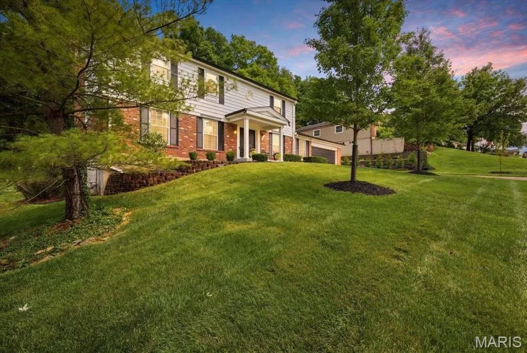 Photo of 2108 Cedaroyal Drive