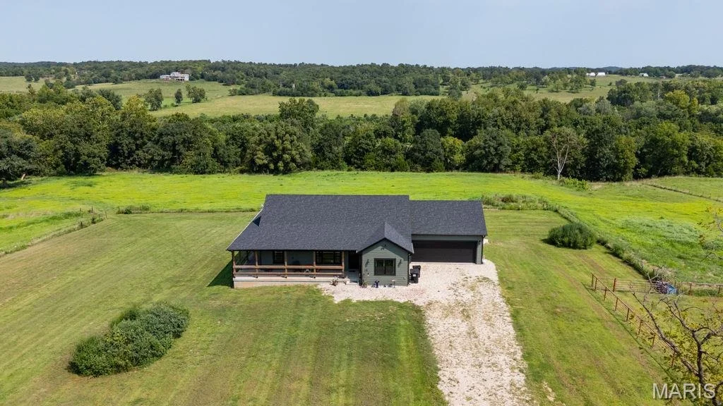 Photo of 56504 Shaw Road