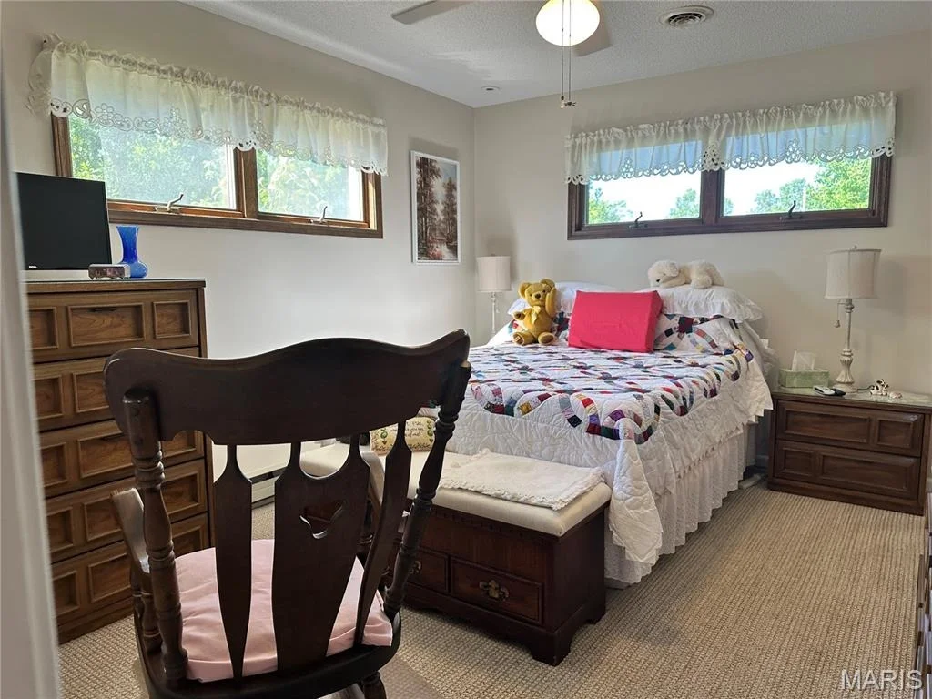 Photo of 113 Fairlane Drive