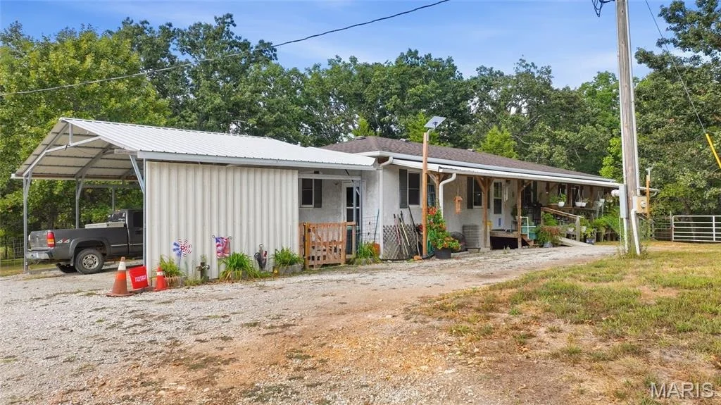 Photo of 1804 Bluebird Road