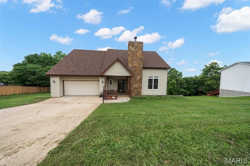 Photo of 105 Meadow Lane