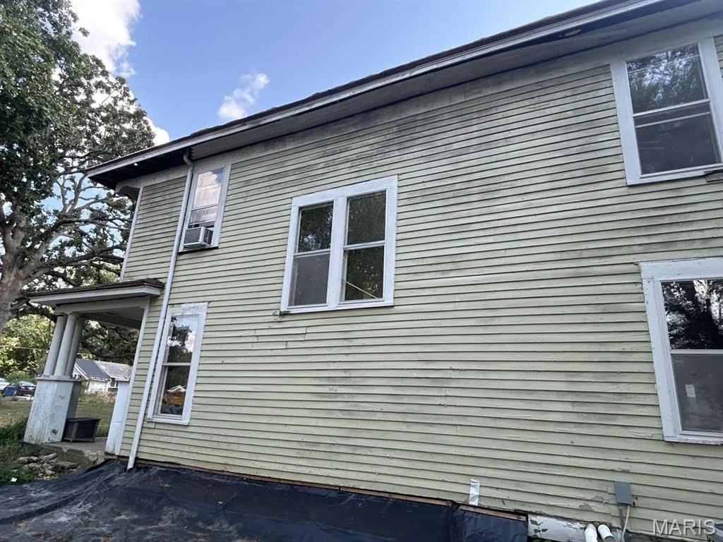Photo of 805 Morris Avenue