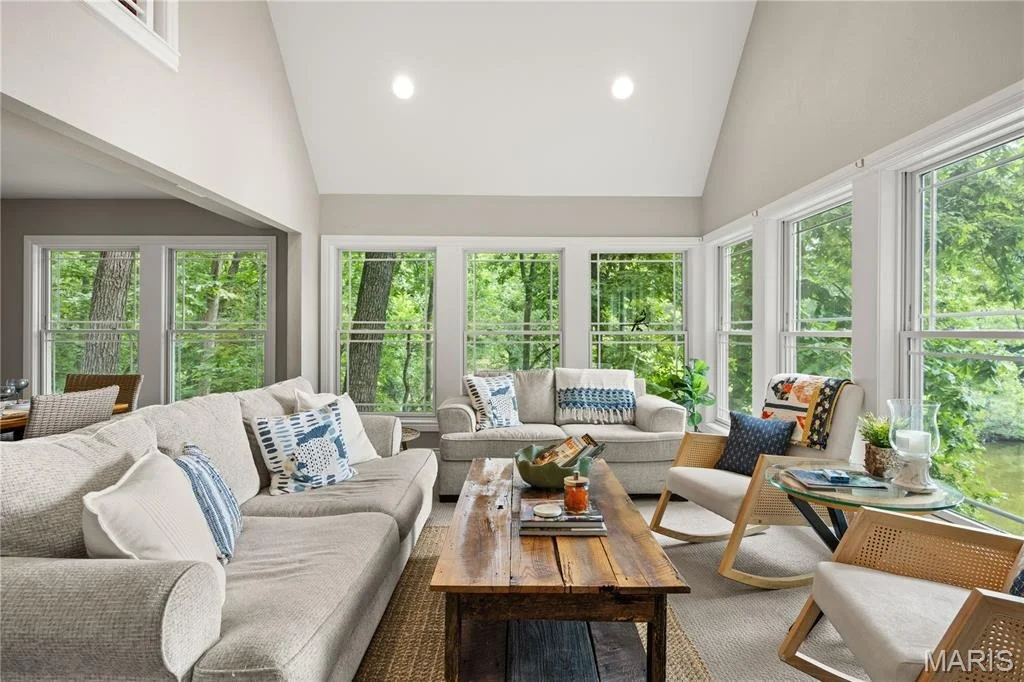 Photo of 31 Cove Road