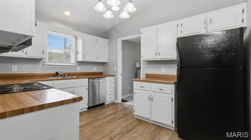 Photo of 16650 Walnut Drive