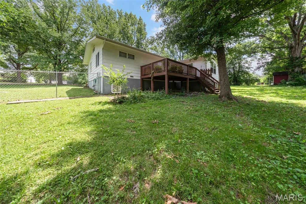 Photo of 435 Forest Lane