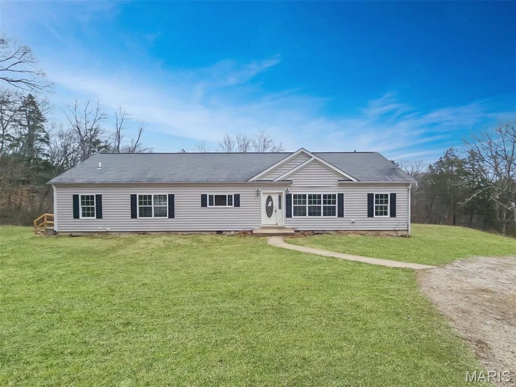 Photo of 9261 Byrnesville Road
