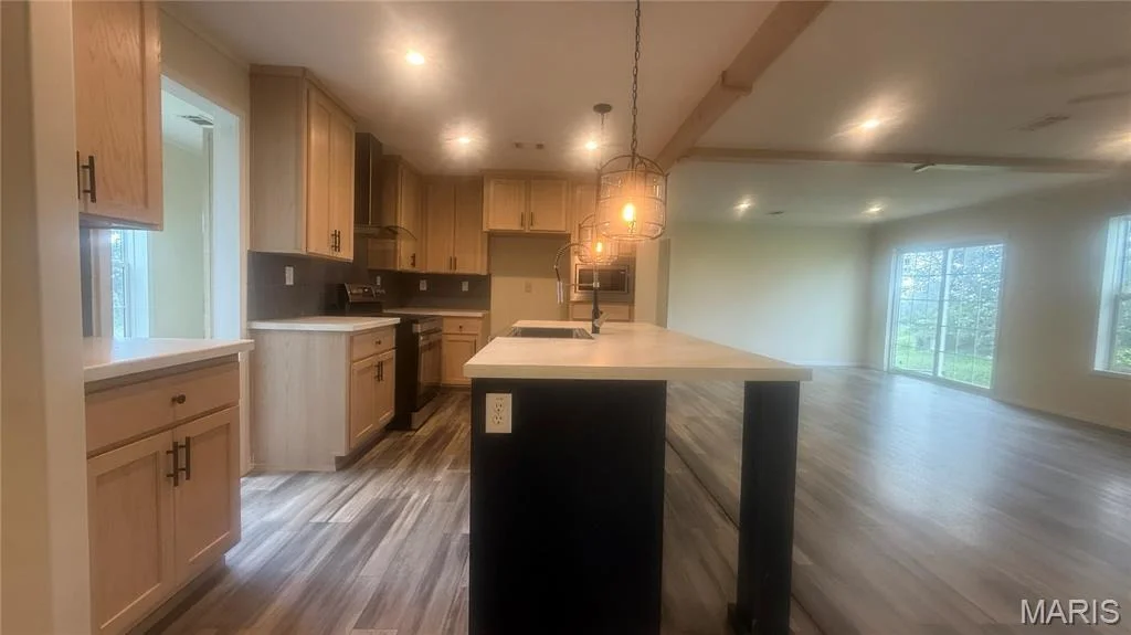 Photo of 8037 County Road 541