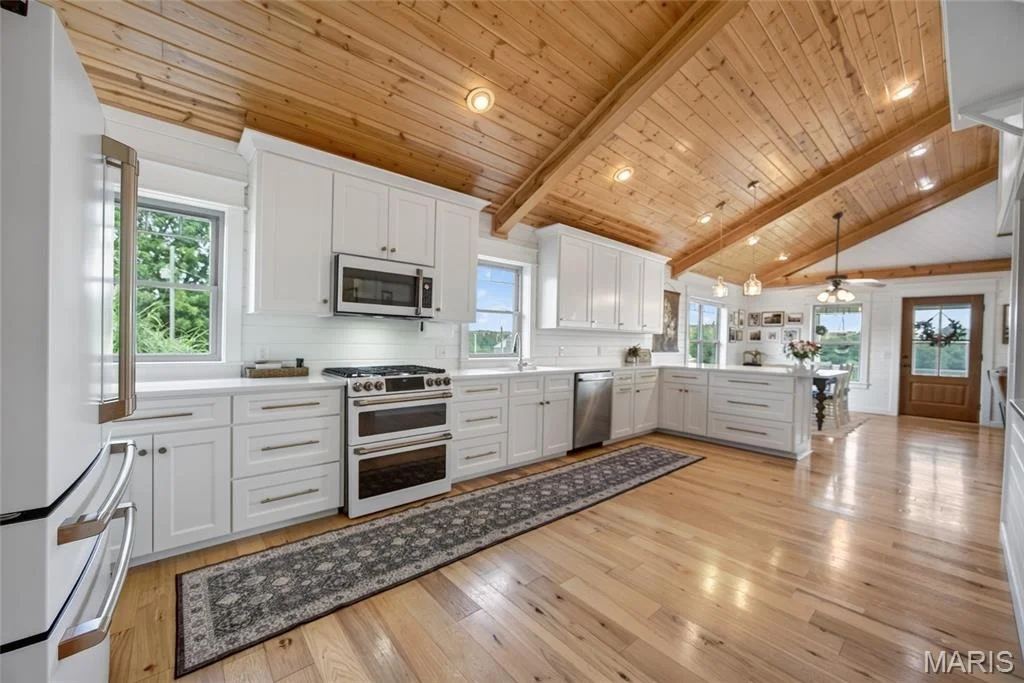 Photo of 2167 Susanna Road