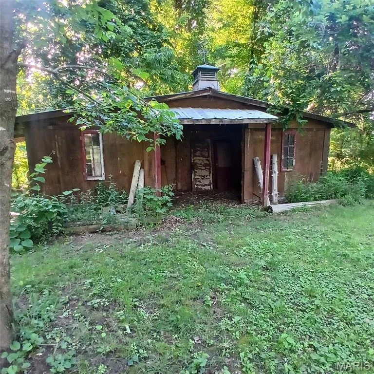 Photo of 111 S College Street