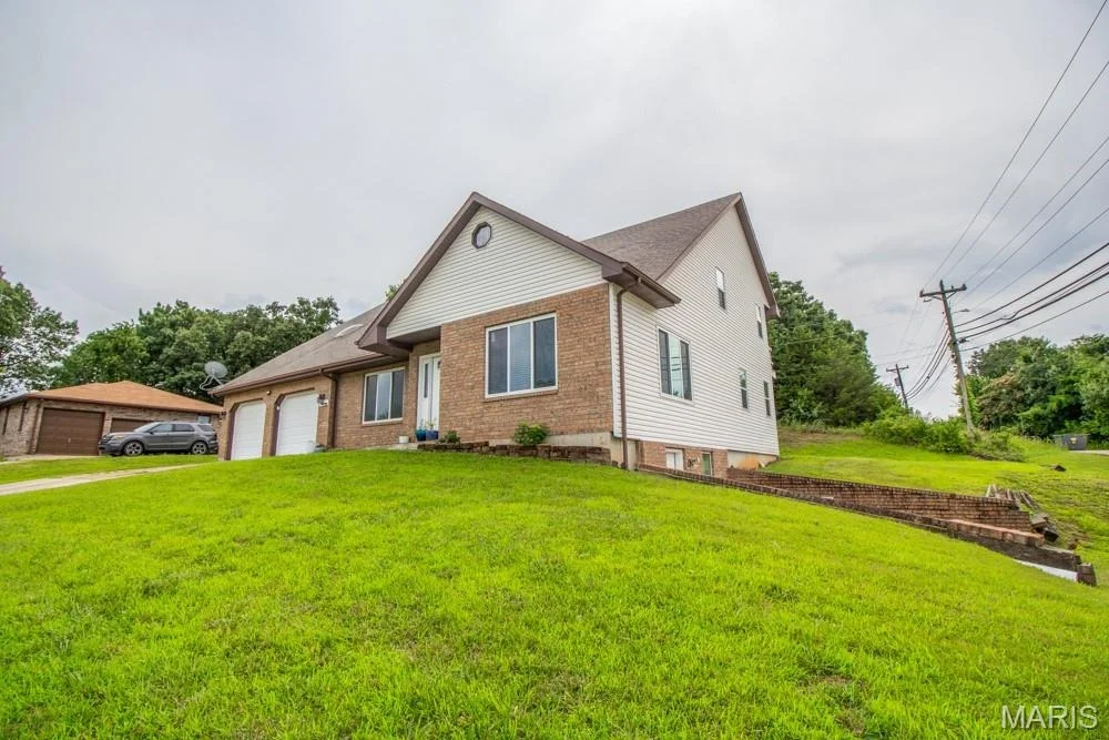 Photo of 210 Vicki Lynn Lane