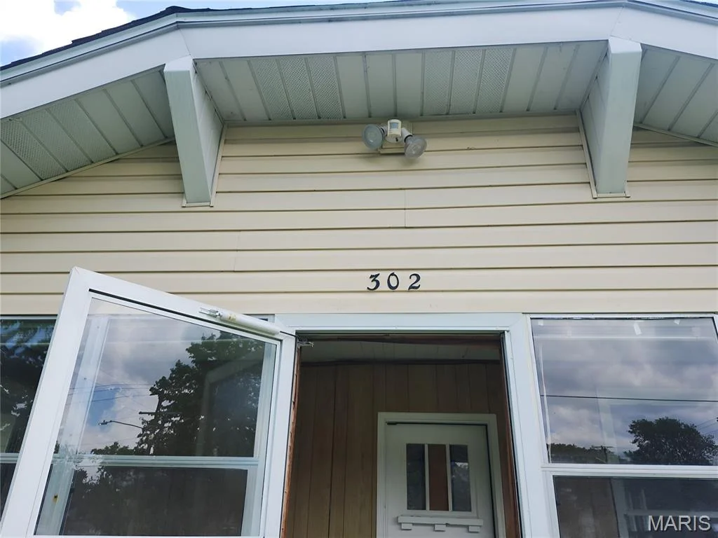 Photo of 302 N 3rd Street