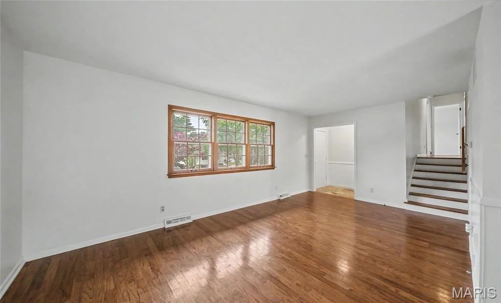 Photo of 8 Peachtree Lane
