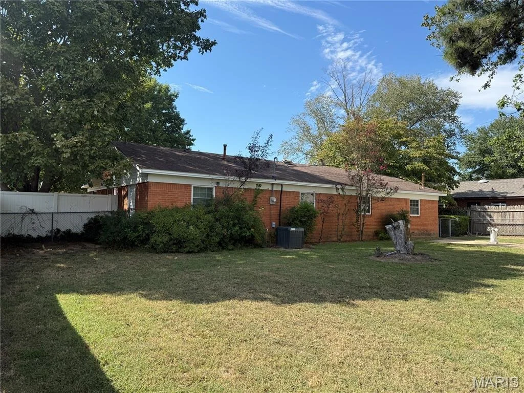 Photo of 938 Masterson Street