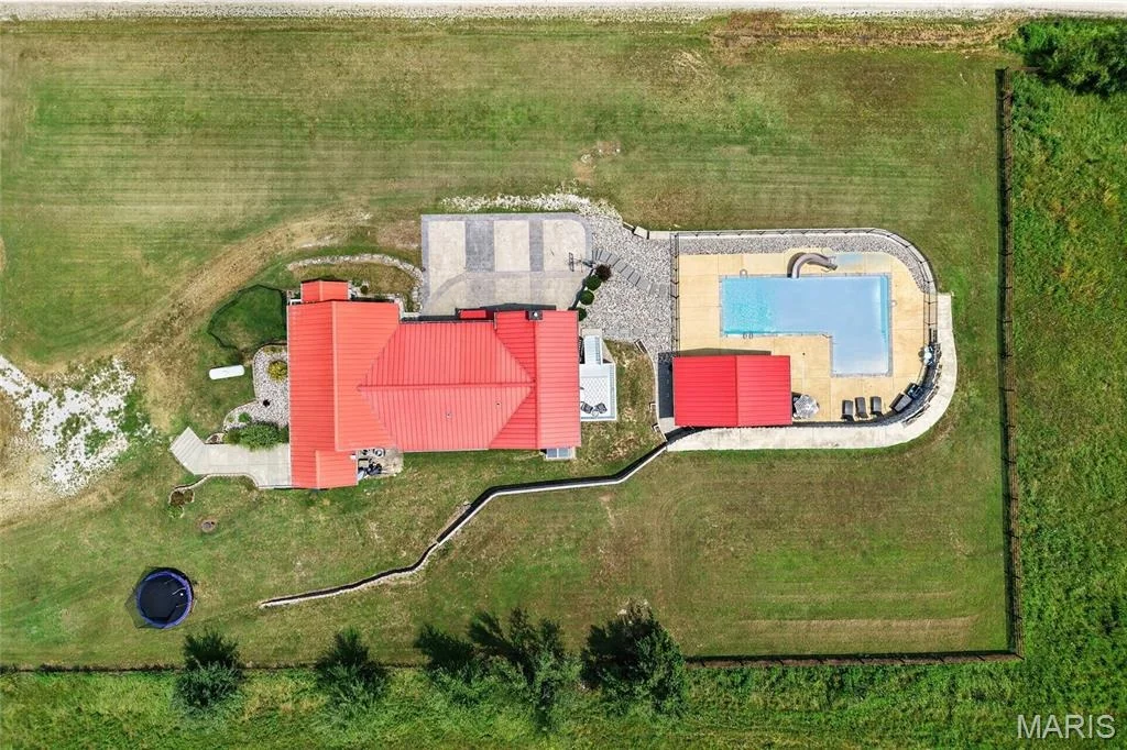 Photo of 2167 Susanna Road