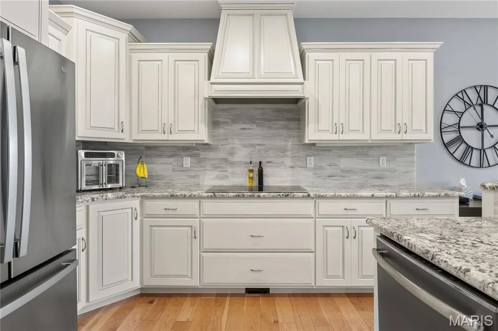 Photo of 18028 Bayview Lane