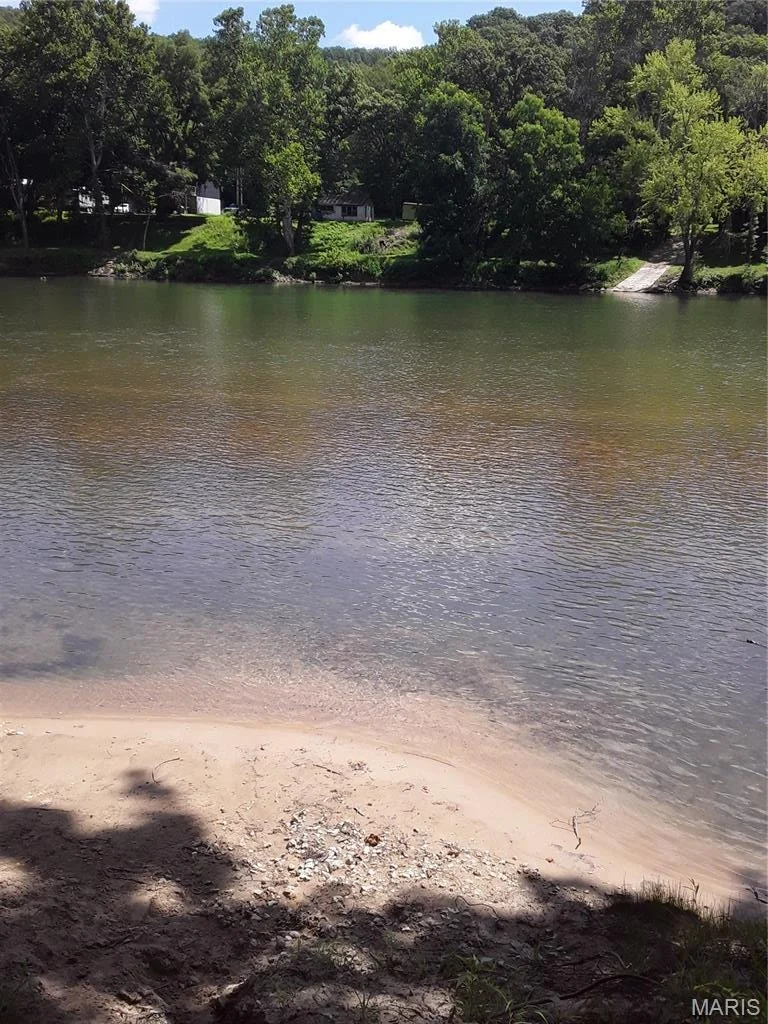 Photo of 17904 Cliff Road