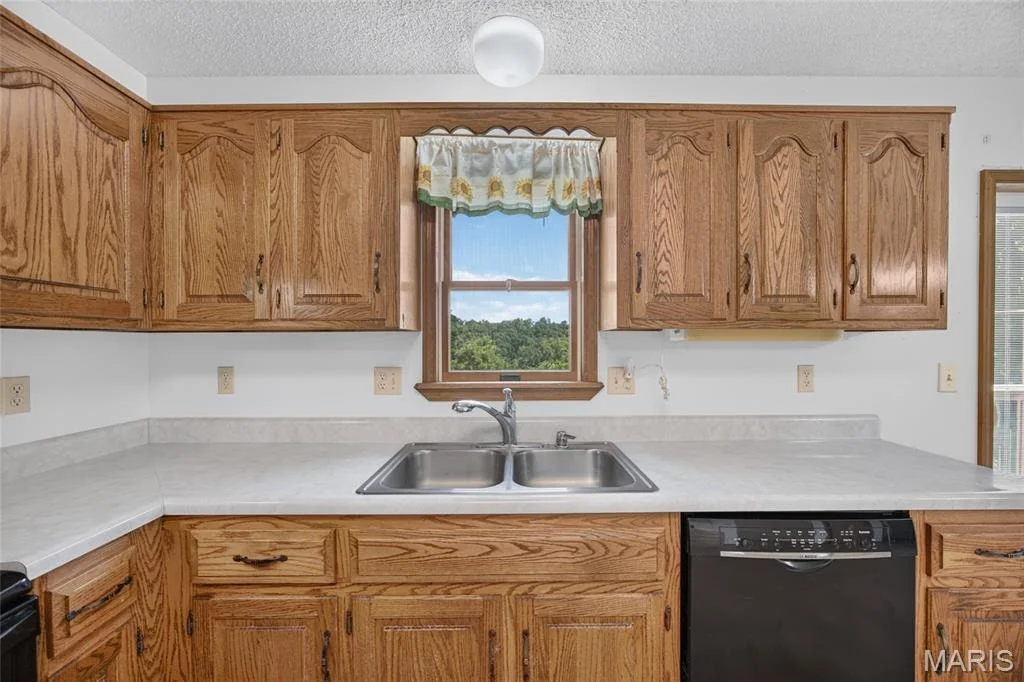 Photo of 16985 Link Drive