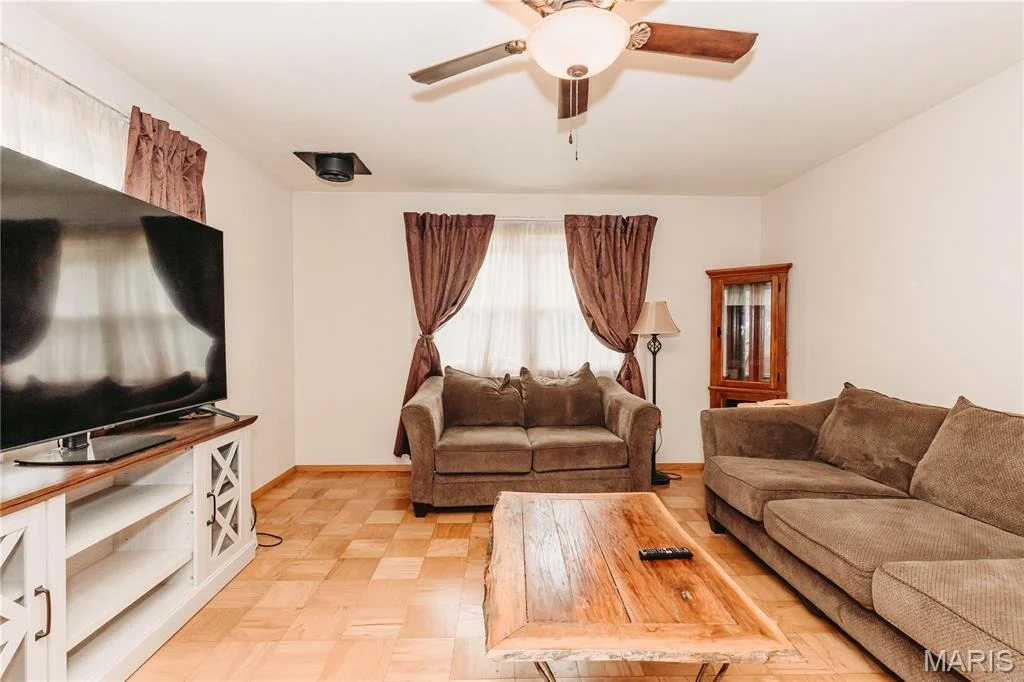 Photo of 10375 Cedar Lane