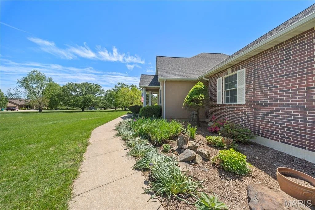 Photo of 10755 Larson Lane