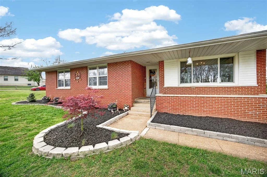 Photo of 1324 Highway O