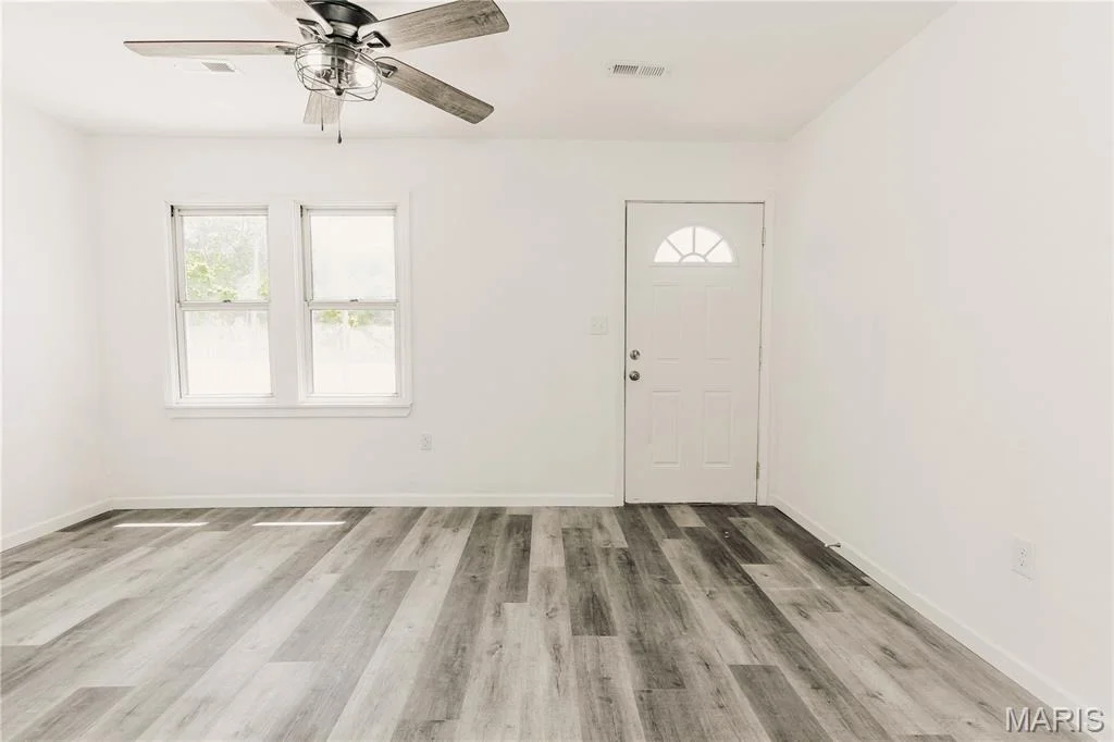 Photo of 308 W 5th Street