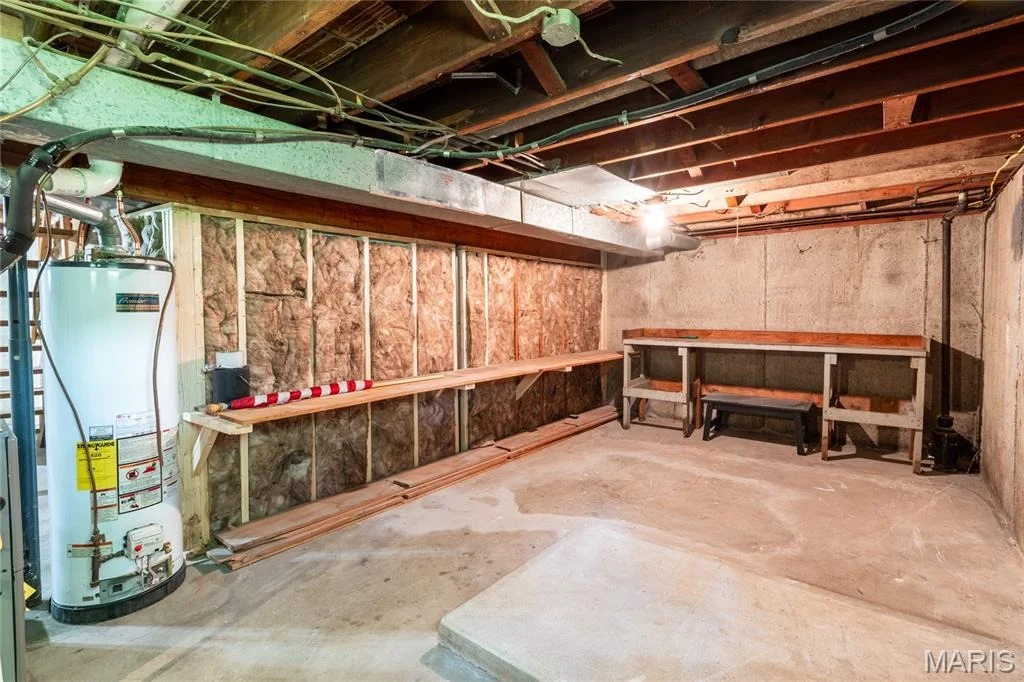 Photo of 304 W 6th Street