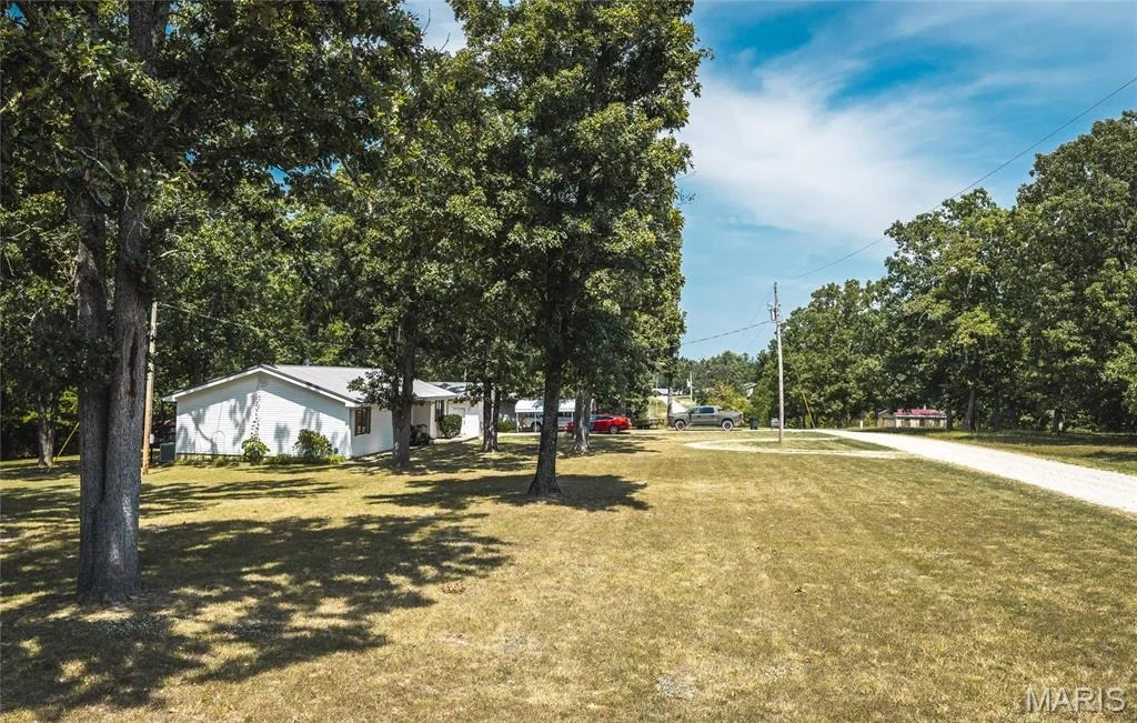 Photo of 13915 Maple Lane