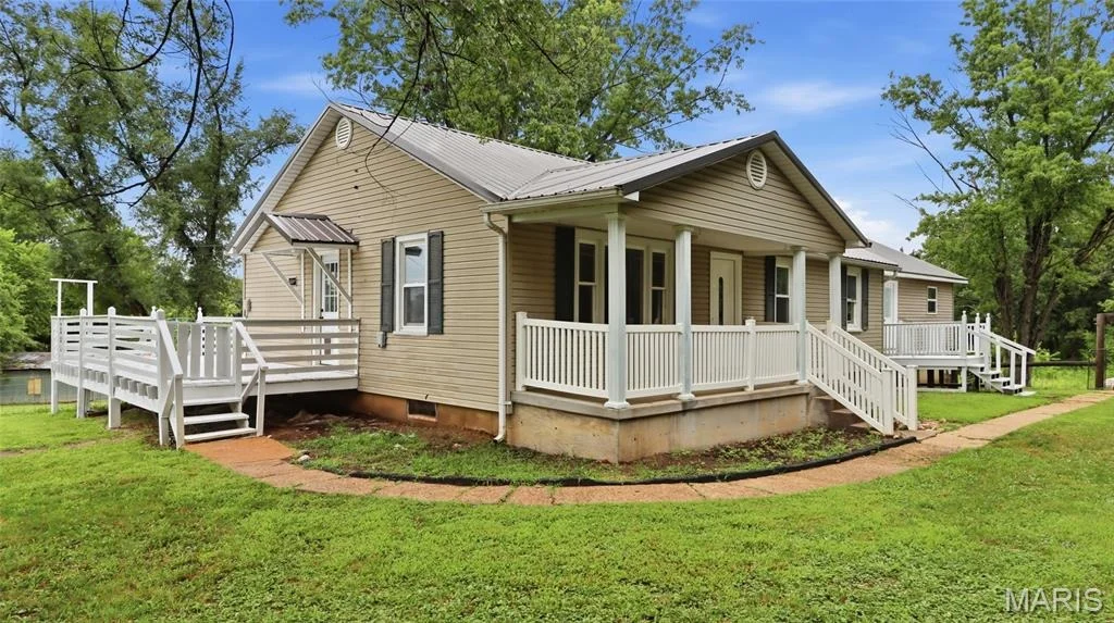 Photo of 18855 County Road 7300