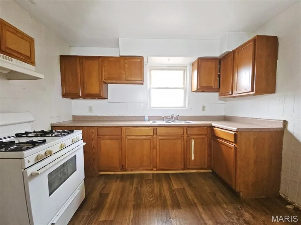 Photo of 8729 Acacia Drive