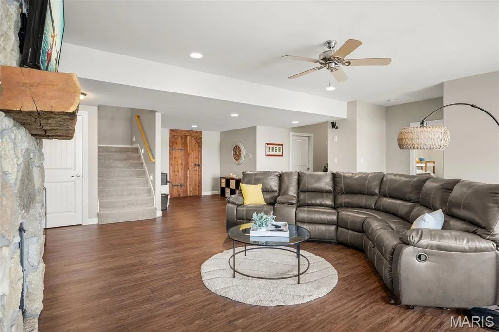 Photo of 18028 Bayview Lane
