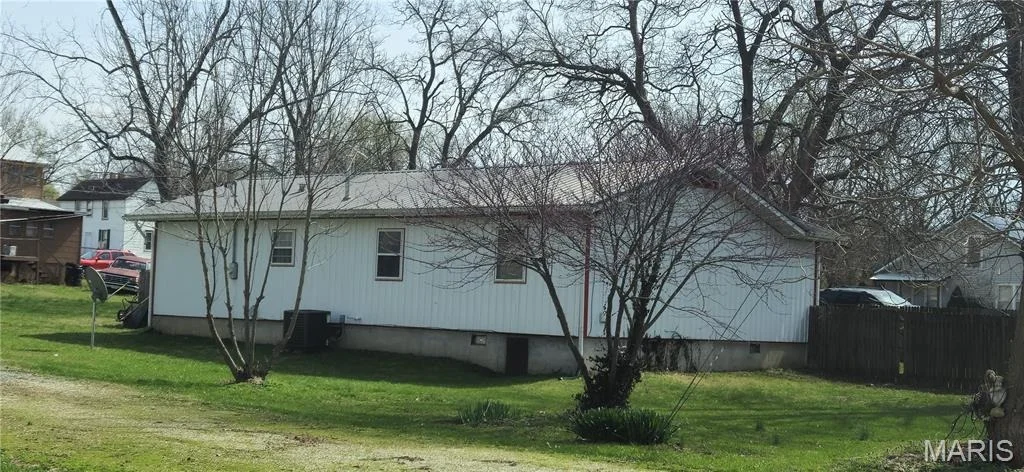 Photo of 904 W Third