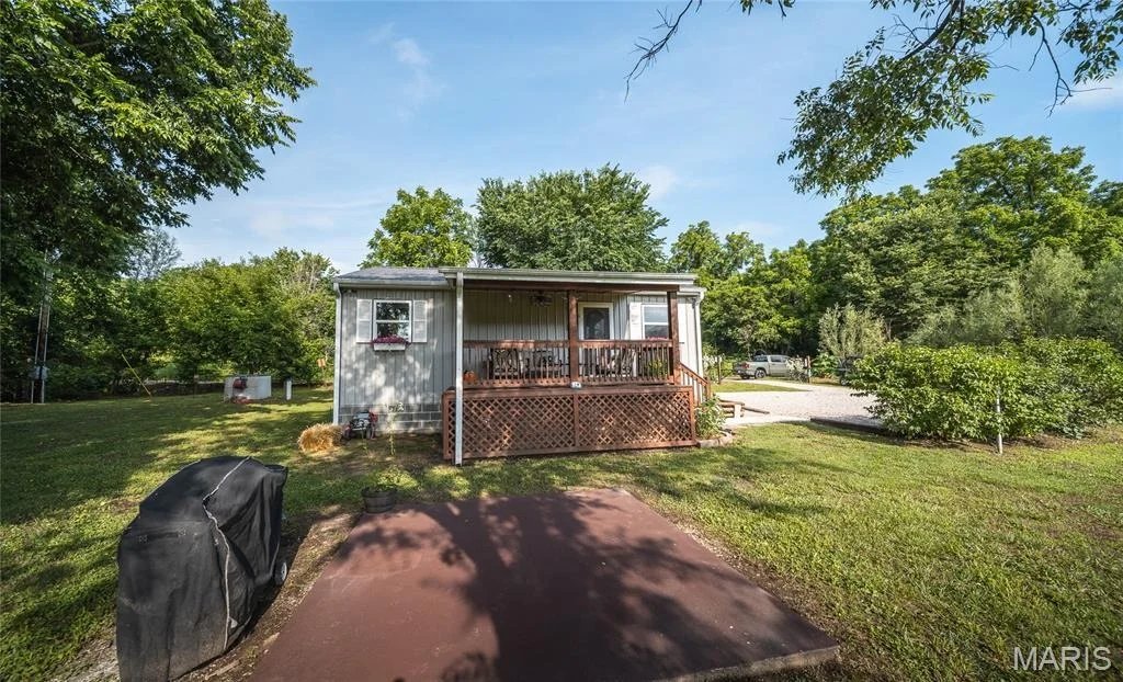 Photo of 17904 Cliff Road