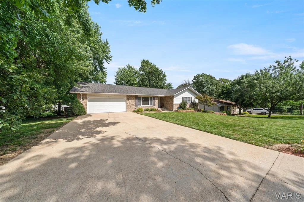 Photo of 905 Cypress Drive