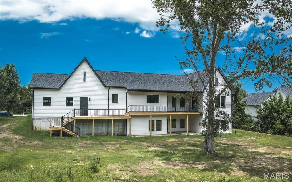 Photo of 604 Winchester Drive
