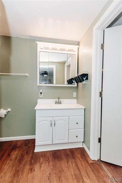 Photo of 412 W Chestnut Street