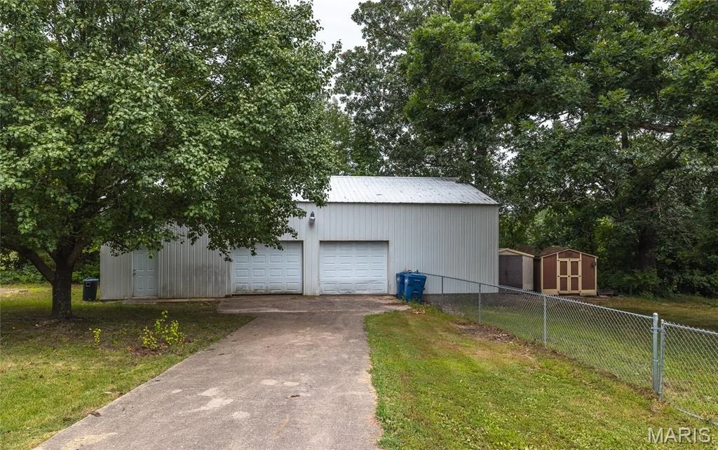 Photo of 841 Dilworth Road