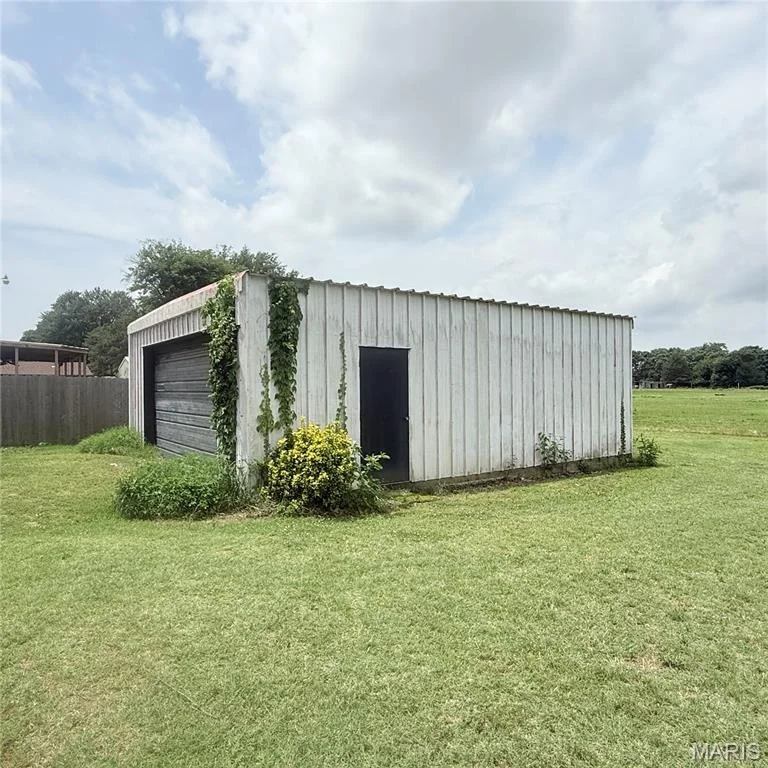 Photo of 701 Michael Street
